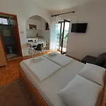 Palma Apartman Starigrad Paklenica