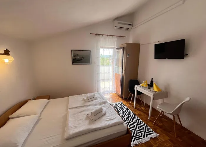 Palma Apartamento Starigrad Paklenica